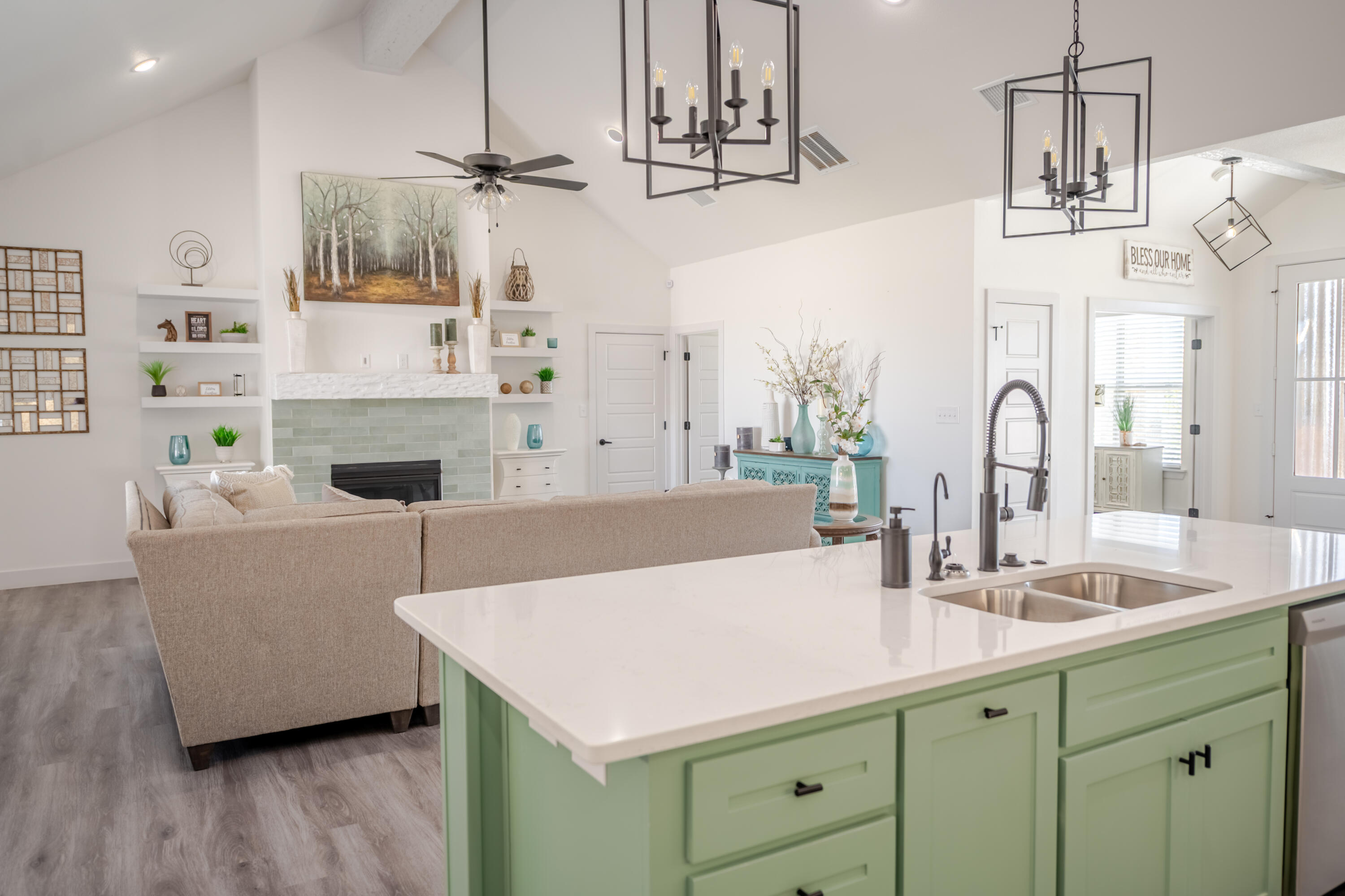7604 58th Street Lubbock, TX 79407 - Photo 27 of 38 a living room with furniture and wooden floor