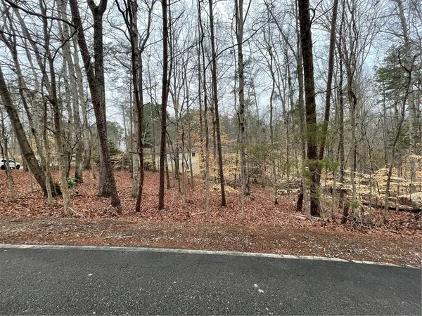 $18,500 | Lot 43 Chickasaw Drive, Westminster, SC 29693