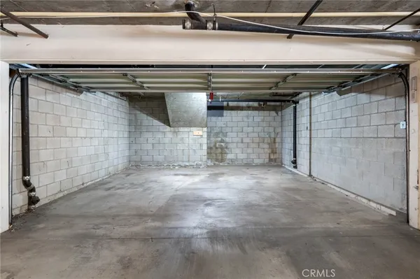 $1,499,000 | 1300 12th Street, Unit E, Manhattan Beach, CA 90266