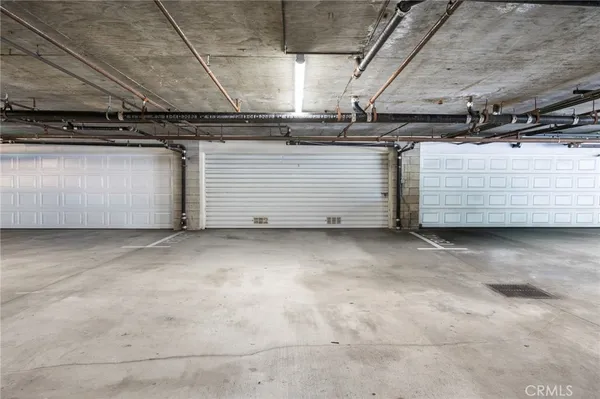$1,499,000 | 1300 12th Street, Unit E, Manhattan Beach, CA 90266