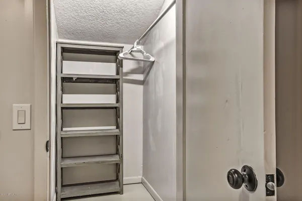 $1,800 | 4050 McGirts Boulevard, Jacksonville, FL 32210