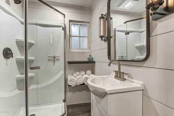 $1,800 | 4050 McGirts Boulevard, Jacksonville, FL 32210