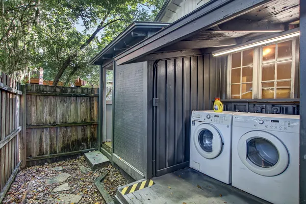 $1,800 | 4050 McGirts Boulevard, Jacksonville, FL 32210