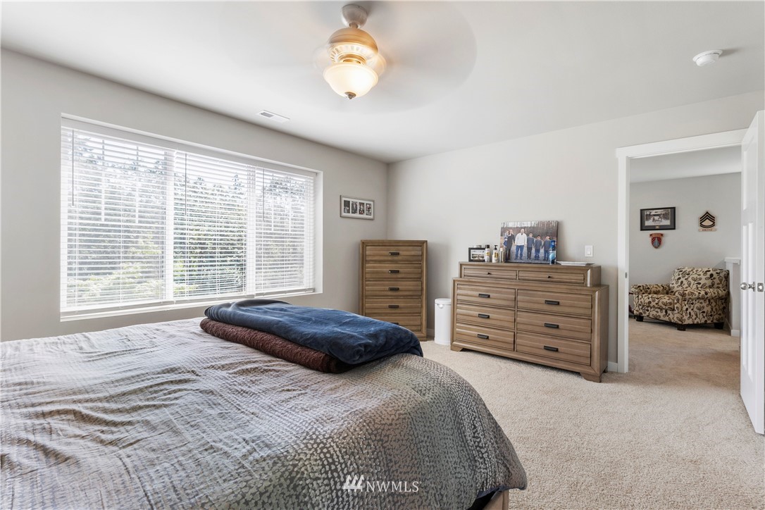 1919 Mayes Road Southeast Lacey, WA 98503 - Photo 14 of 28 Gallery Image 14