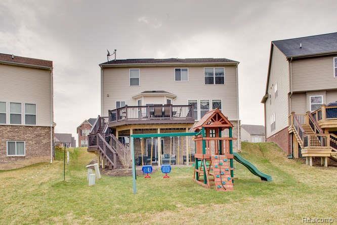 27171 Victoria Road Novi, MI 48374 - Photo 4 of 36 27171 Victoria Novi MI 48374-small-034-27171 Victoria034FULL-666x444-72dpi.jpg