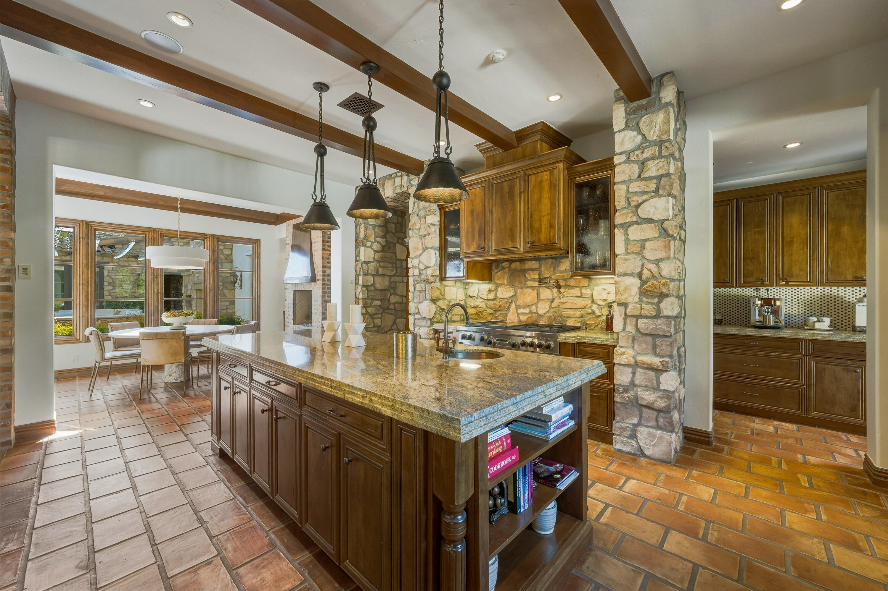 4 Via L' Antico Rancho Mirage, CA 92270 - Photo 22 of 75 22