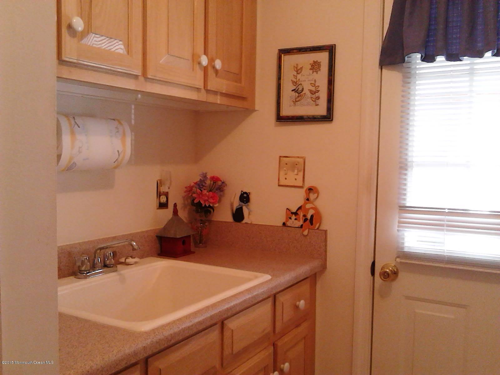 919 Oak Ridge Terrace Whiting, NJ 08759 - Photo 20 of 20 IMG_20150807_101336