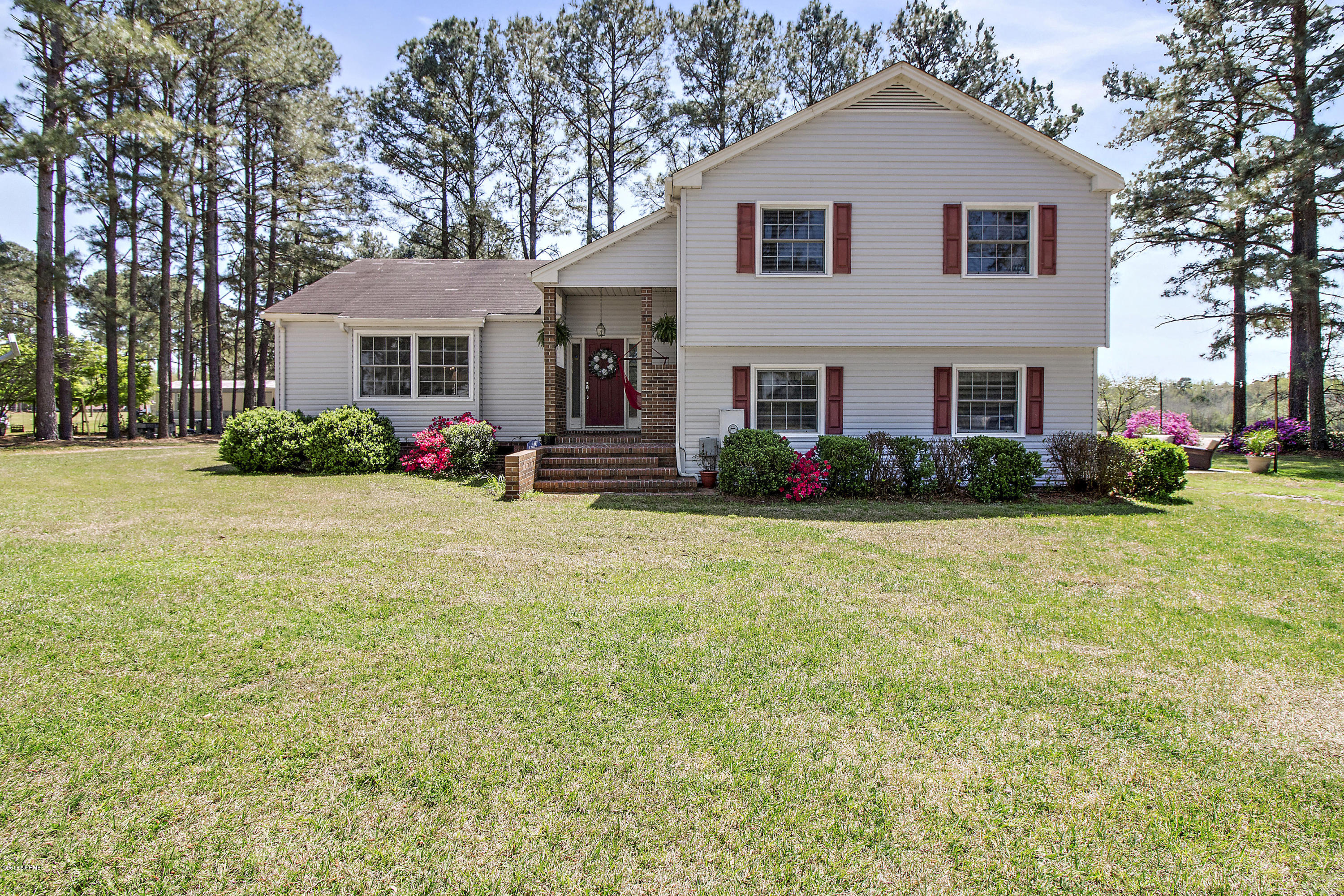 3573 Fountaintown Road Chinquapin, NC 28521 - Photo 1 of 32 IMG_0890