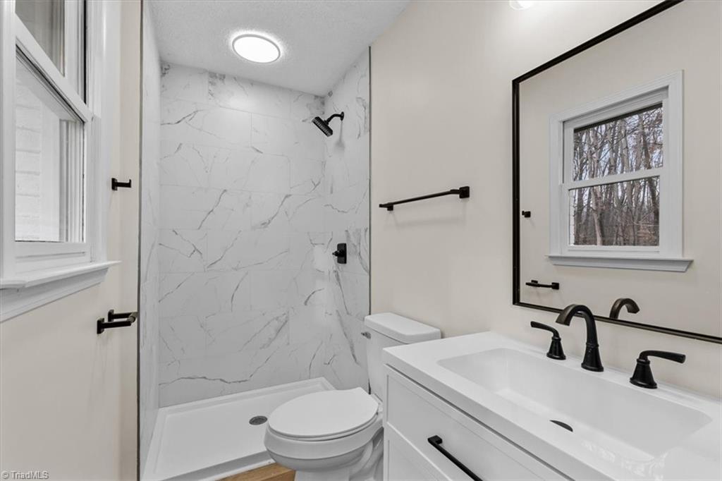 6551 Monnett Road Climax, NC 27233 - Photo 25 of 36