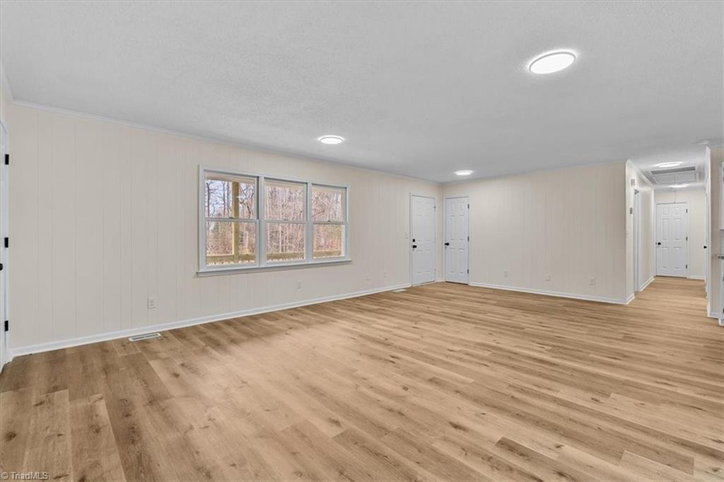 6551 Monnett Road Climax, NC 27233 - Photo 7 of 36