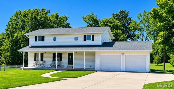 $894,900 | 2404 Stoney Brook Drive, O'Fallon, MO 63368