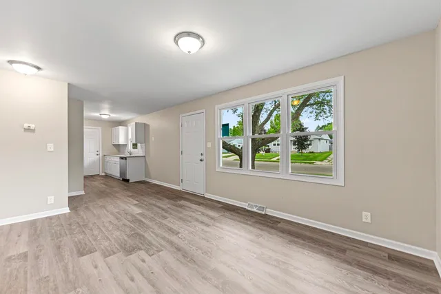 $110,000 | 1450 Winter Drive, Freeport, IL 61032