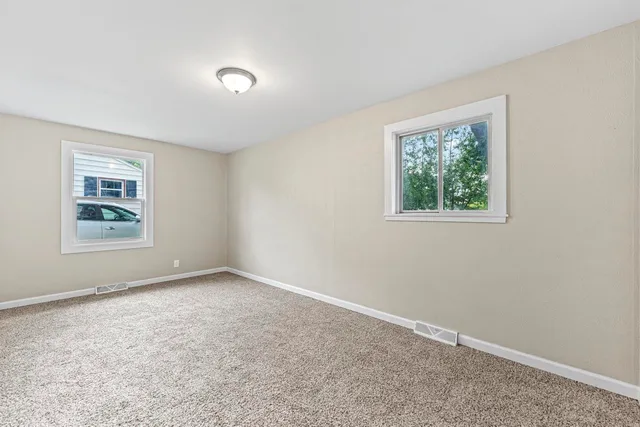 $110,000 | 1450 Winter Drive, Freeport, IL 61032