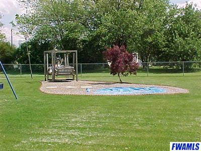 208 Elm Street Butler, IN 46721 - Photo 8 of 12