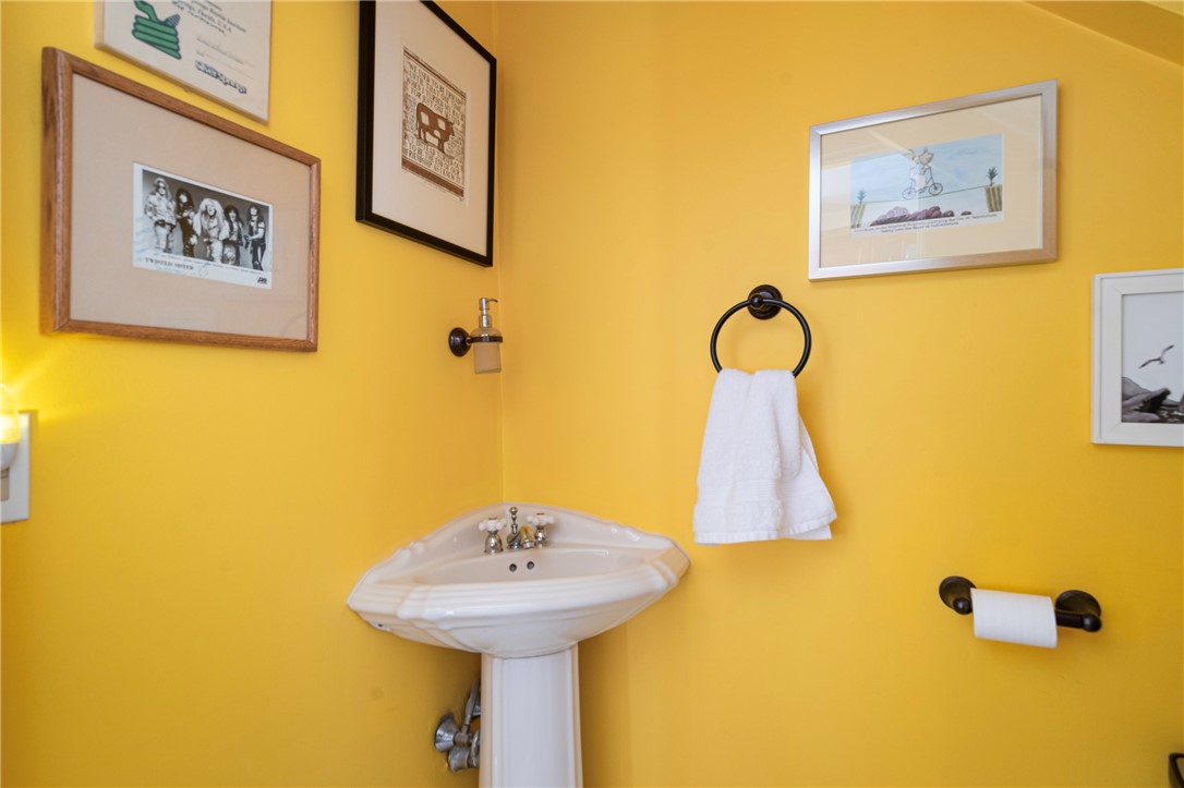 10 Slocum Street, Unit 5 Providence, RI 02909 - Photo 14 of 28