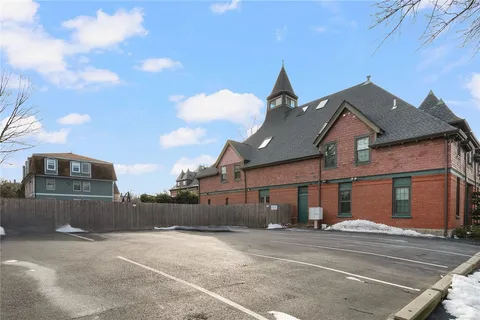 $289,000 | 10 Slocum Street, Unit 5, Providence, RI 02909