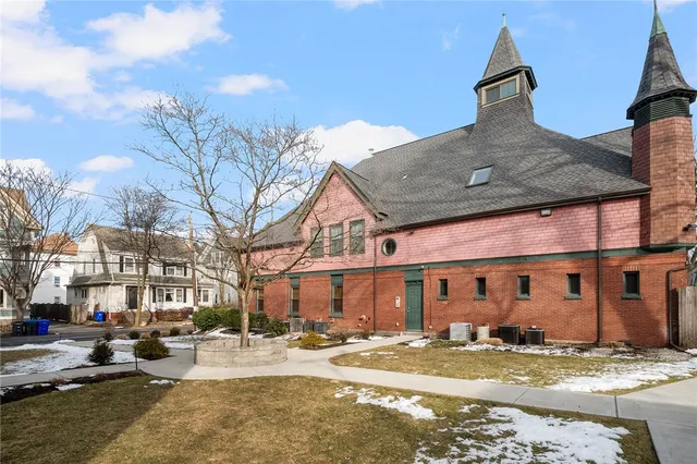 $289,000 | 10 Slocum Street, Unit 5, Providence, RI 02909