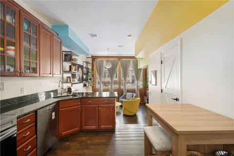 $289,000 | 10 Slocum Street, Unit 5, Providence, RI 02909