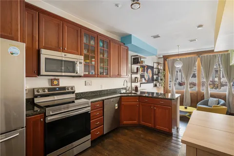 $289,000 | 10 Slocum Street, Unit 5, Providence, RI 02909