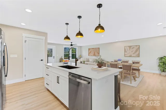 a view of a very nice looking room