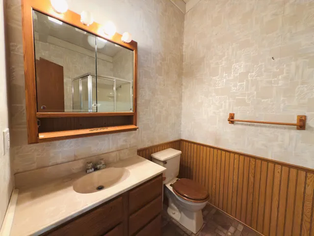 $1,245,000 | 2040 North Shore Drive, Orono, MN 55391