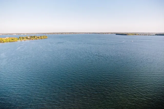 $1,245,000 | 2040 North Shore Drive, Orono, MN 55391