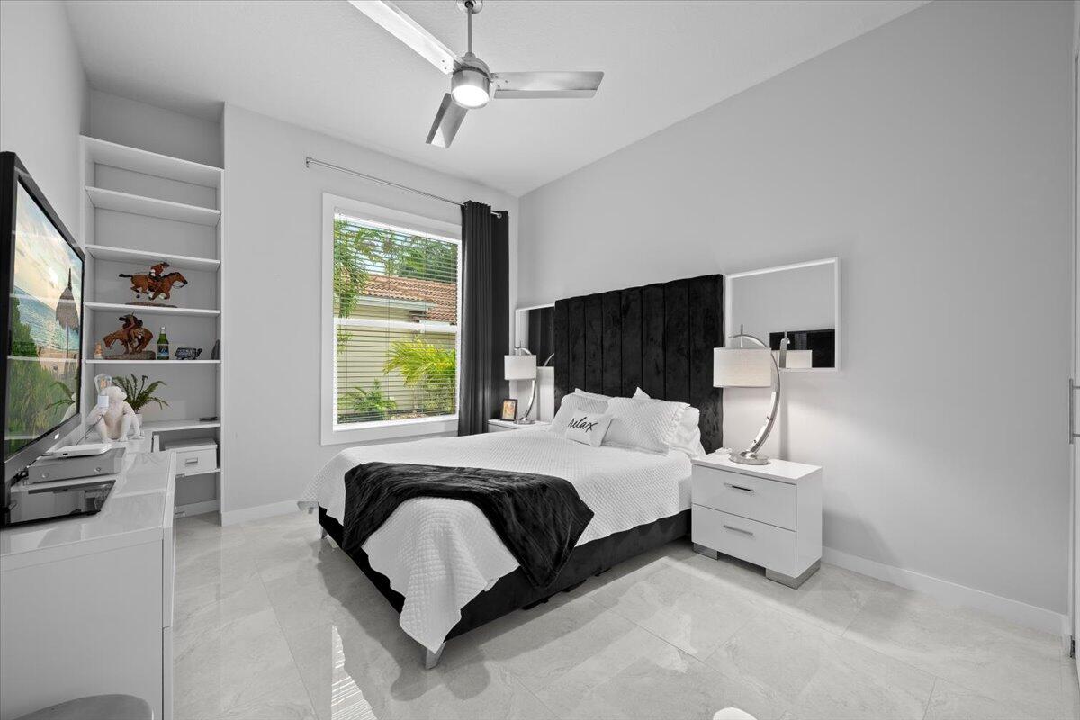 169 Hampton Circle Jupiter, FL 33458 - Photo 19 of 30 169 Hampton Circle