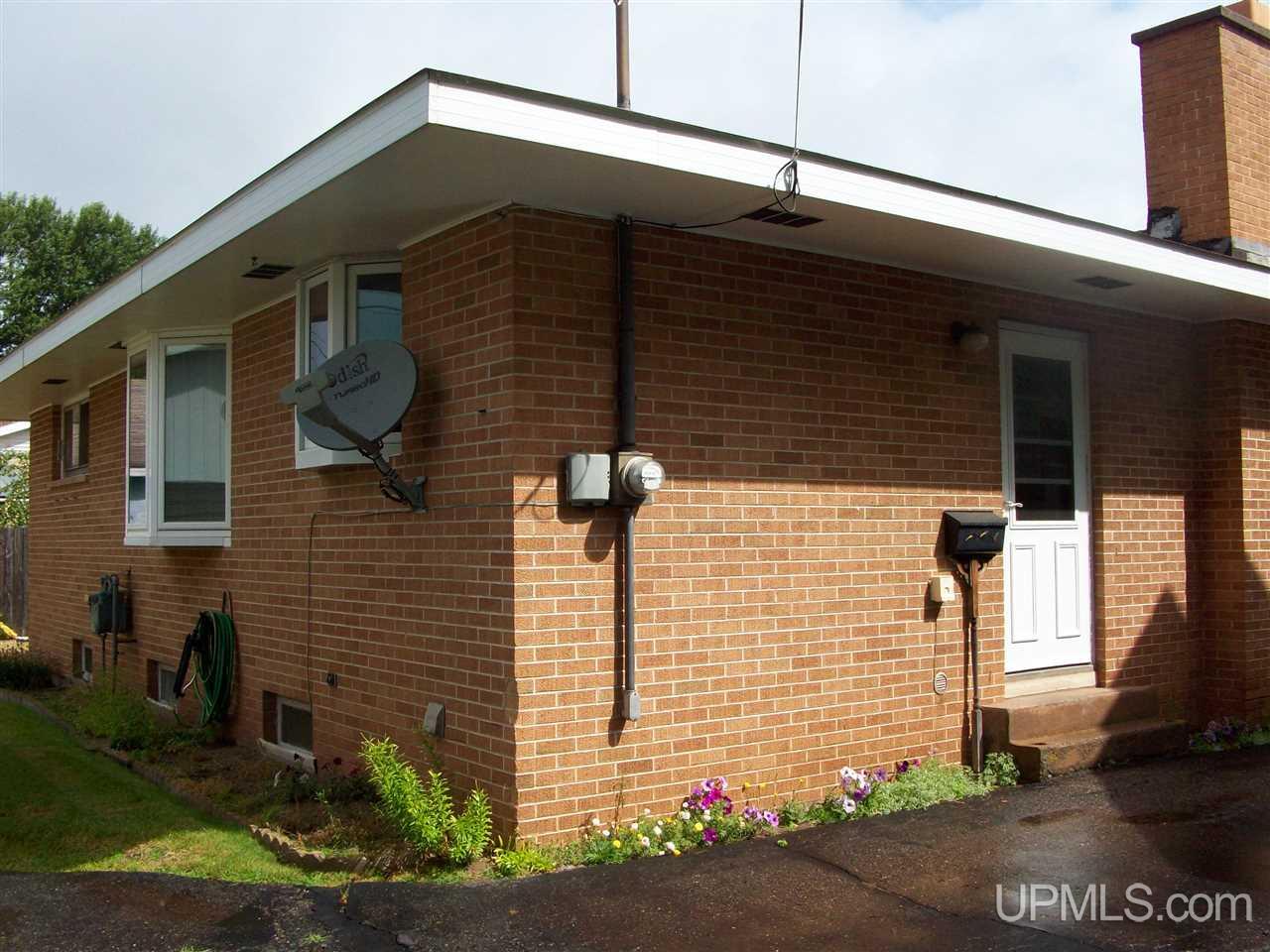 2007 Prairie Avenue Ishpeming, MI 49849 - Photo 2 of 27 Gallery Image 2