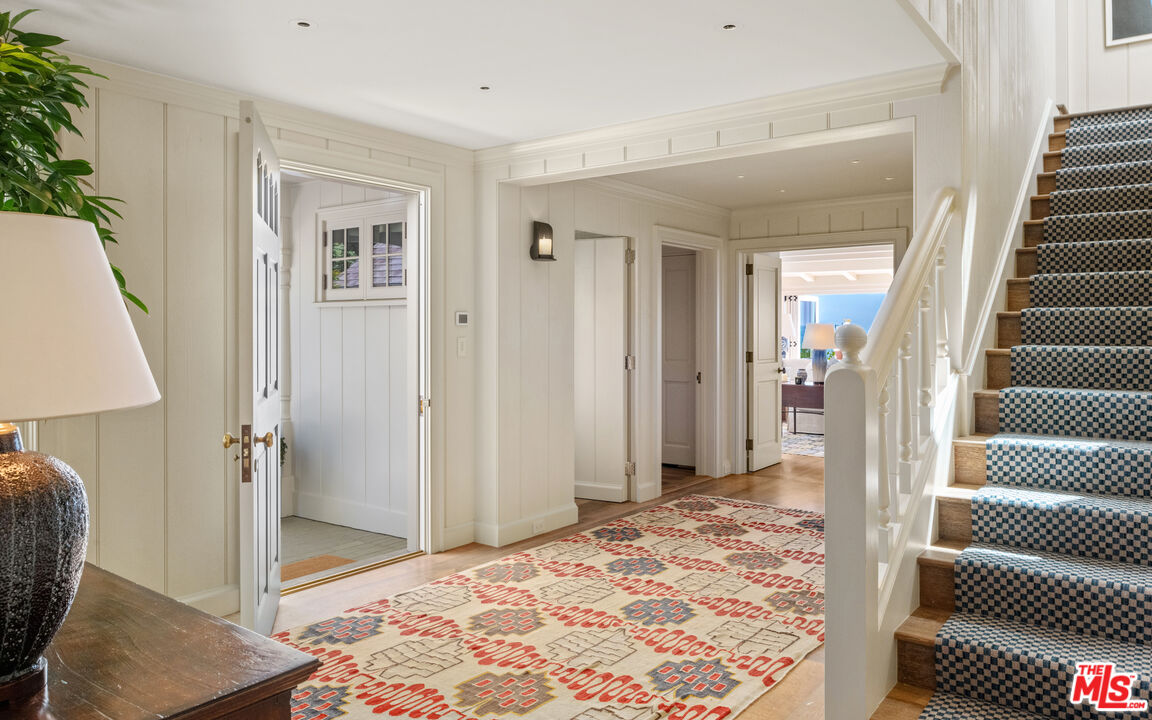 31134 Broad Beach Road Malibu, CA 90265 - Photo 11 of 59