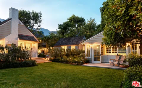 $38,500,000 | 31134 Broad Beach Road, Malibu, CA 90265