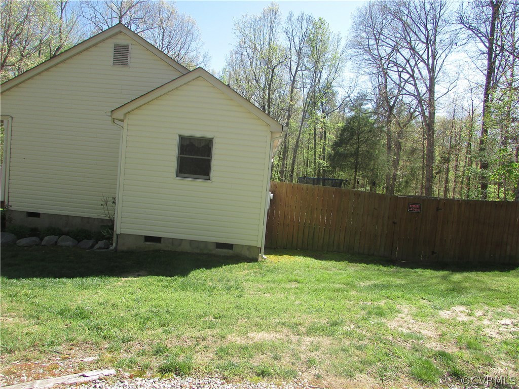 3905 Howell Road Powhatan, VA 23139 - Photo 11 of 13 Gallery Image 11