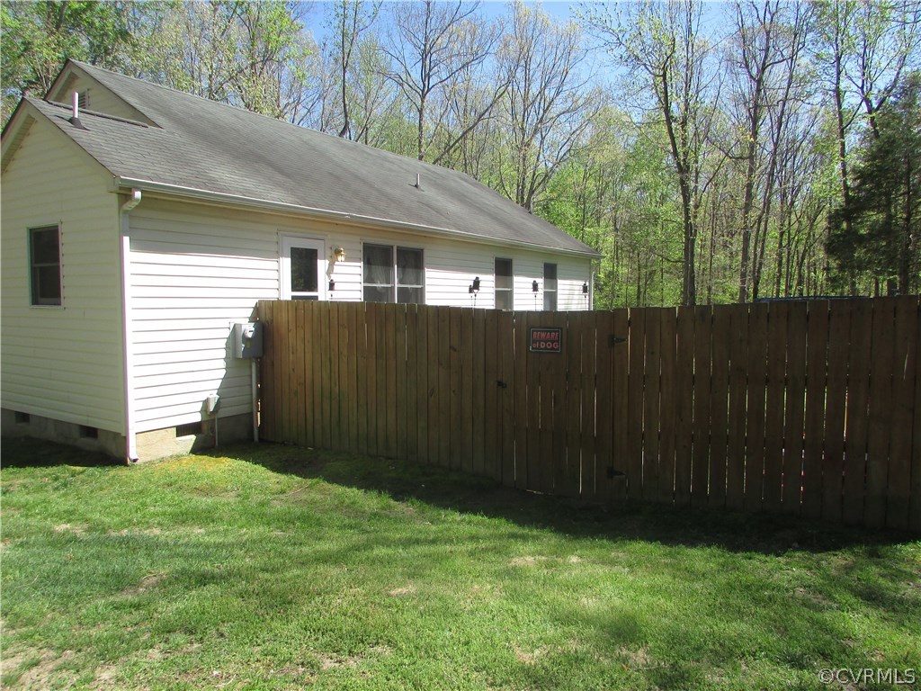 3905 Howell Road Powhatan, VA 23139 - Photo 12 of 13 Gallery Image 12