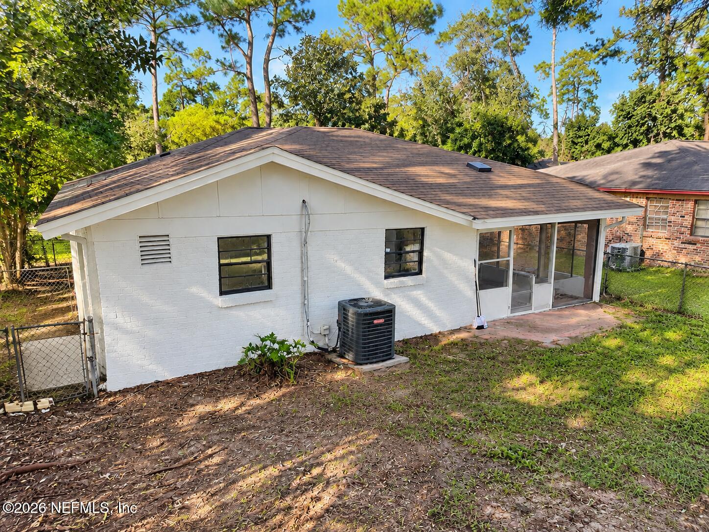 4942 Spring Glen Road Jacksonville, FL 32207 - Photo 22 of 23 Backyard