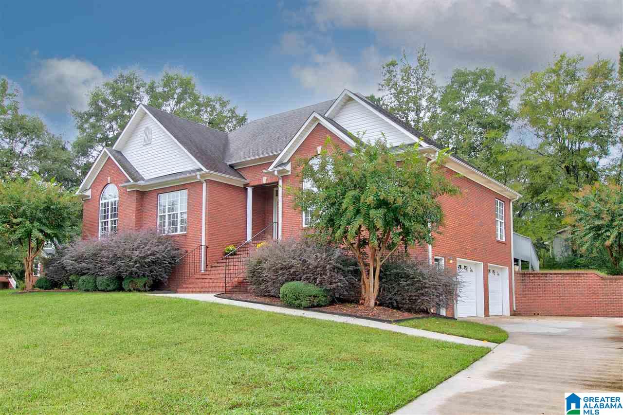 9000 MacKenzie Circle Morris, AL 35116 - Photo 2 of 27