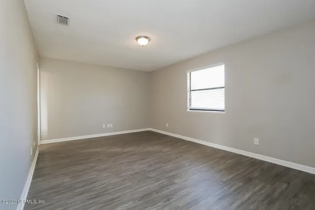 $1,705 | 301 Highland Avenue, Green Cove Springs, FL 32043