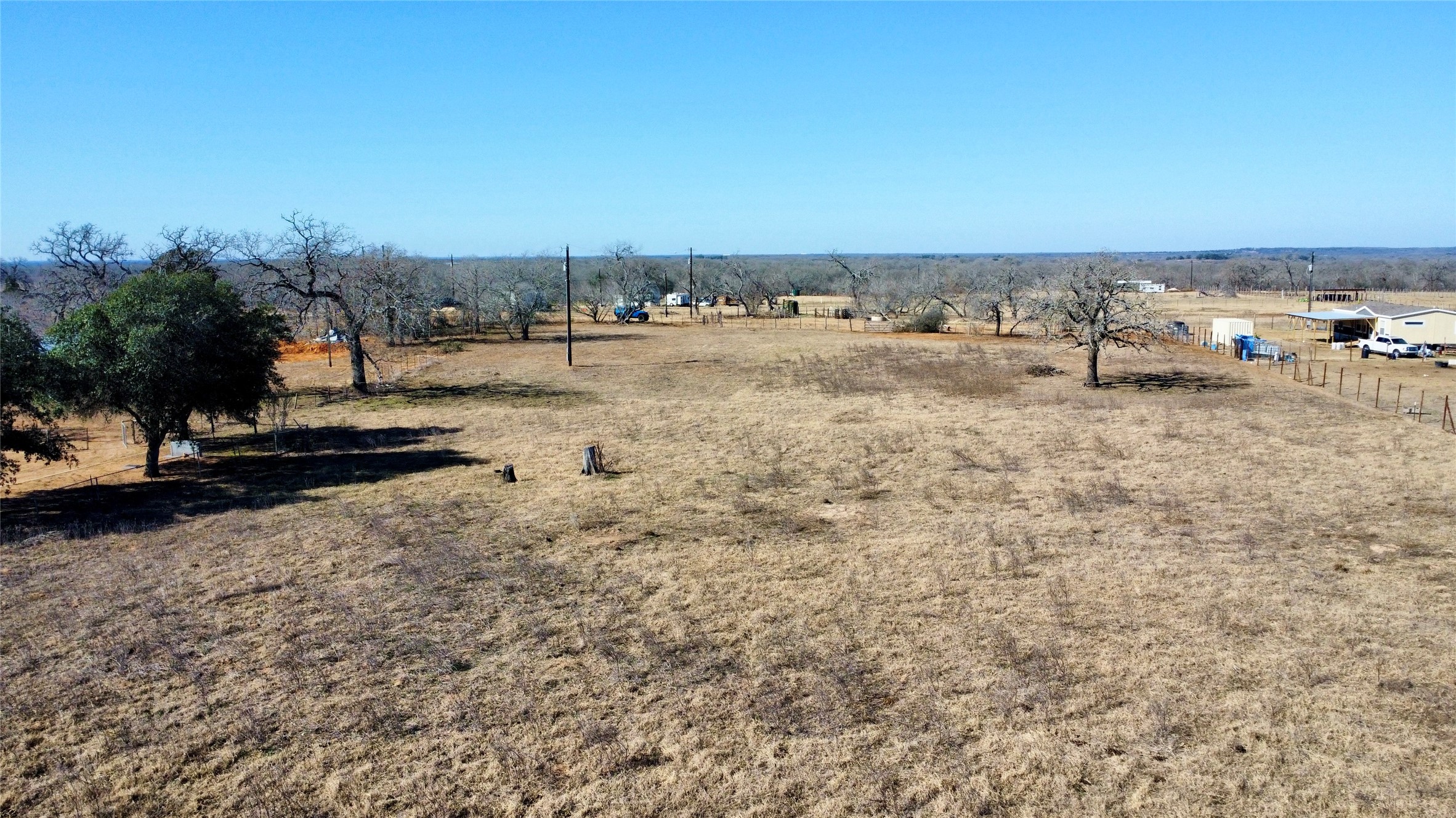 5633 Tenney Creek Road Luling, TX 78648 - Photo 7 of 14