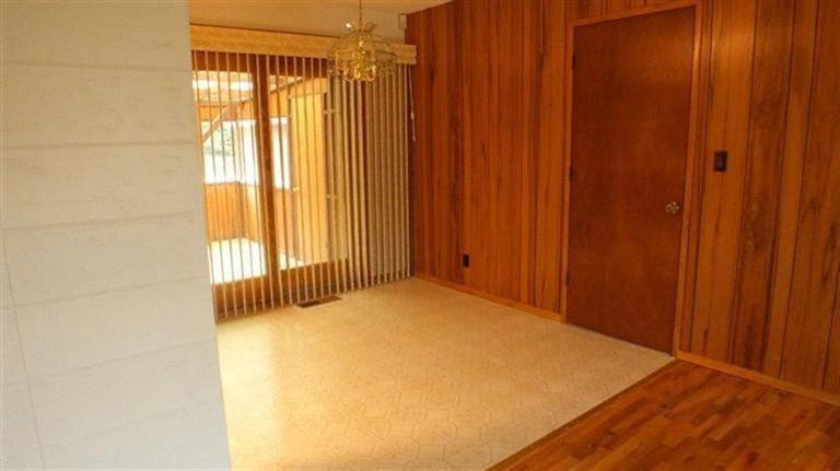 3267 Freeland Road Central Point, OR 97502 - Photo 6 of 30 DINNING ROOM AND WOOD SLIDING DOOR TO TH