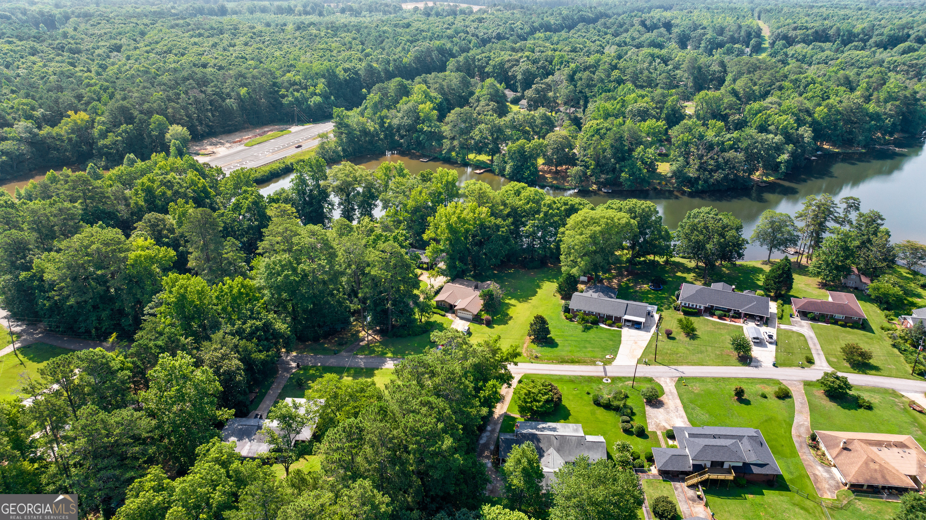 45 North Drive Hampton, GA 30228 - Photo 6 of 30