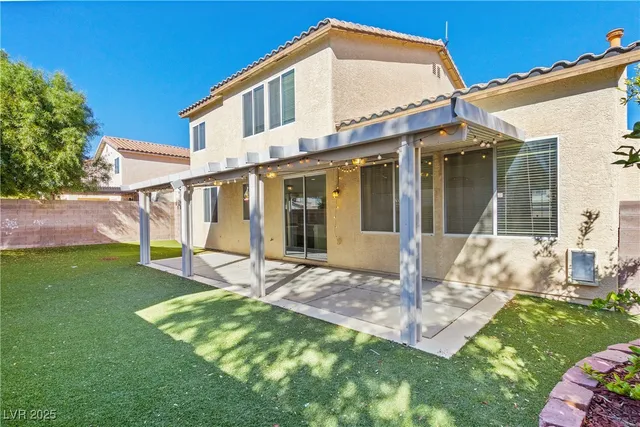 $2,700 | 9325 Dorrell Lane, Las Vegas, NV 89149