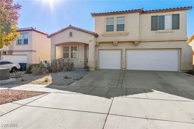$2,700 | 9325 Dorrell Lane, Las Vegas, NV 89149