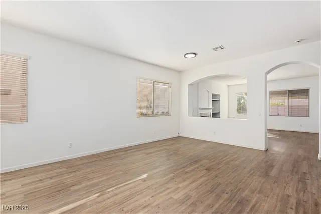 $2,700 | 9325 Dorrell Lane, Las Vegas, NV 89149