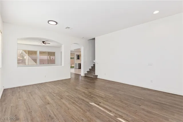 $2,700 | 9325 Dorrell Lane, Las Vegas, NV 89149