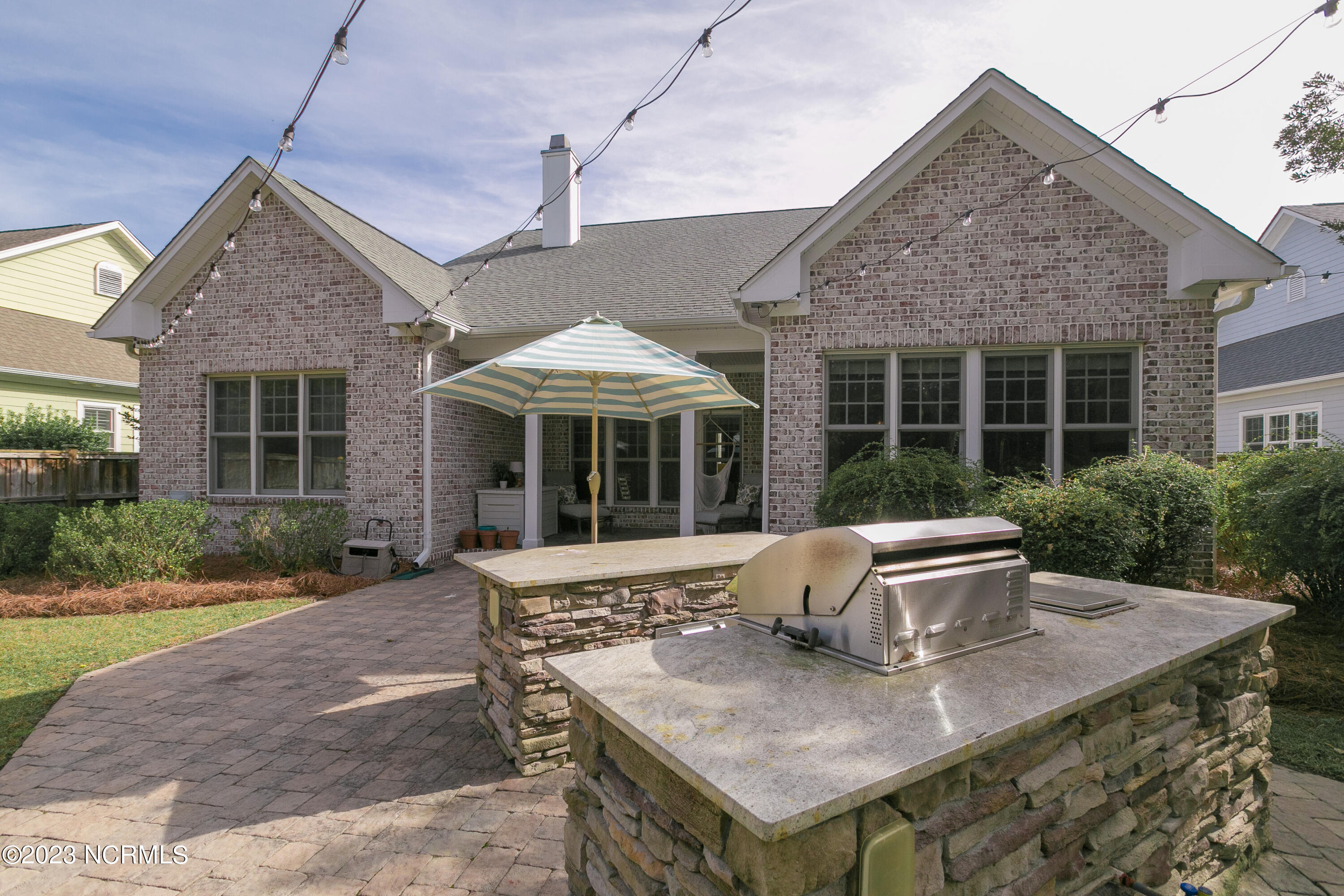 535 Tanbridge Road Wilmington, NC 28405 - Photo 12 of 50 Outdoor entertainment center includes grill and exterior granite counter tops