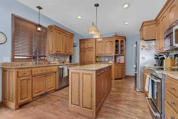 $569,900 | 2009 25th Street South, St. Cloud, MN 56301