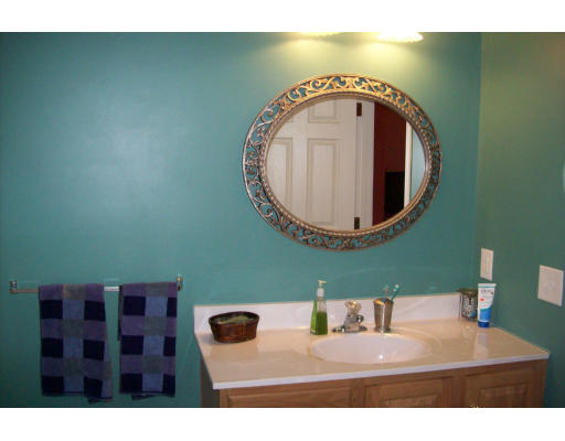 1437 Stafford Road Fall River, MA 02721 - Photo 8 of 13 Gallery Image 8