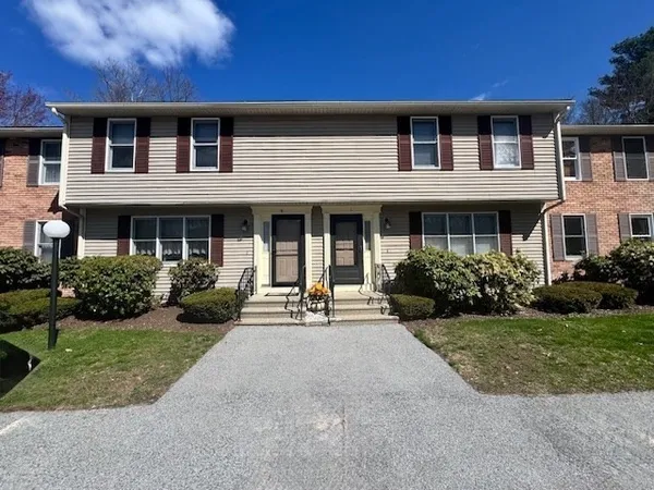 $310,000 | 34 Eastern Avenue, Unit M, Webster, MA 01570