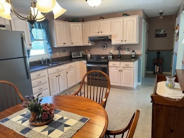 $310,000 | 34 Eastern Avenue, Unit M, Webster, MA 01570