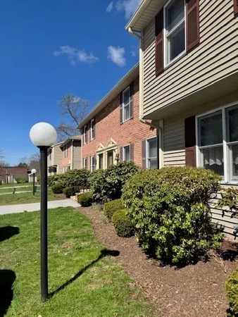 $310,000 | 34 Eastern Avenue, Unit M, Webster, MA 01570