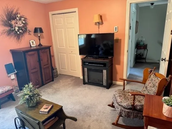 $310,000 | 34 Eastern Avenue, Unit M, Webster, MA 01570