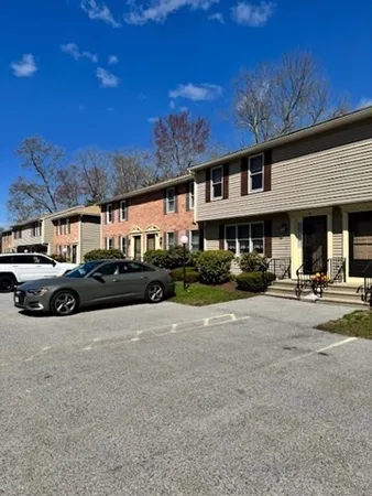 $310,000 | 34 Eastern Avenue, Unit M, Webster, MA 01570
